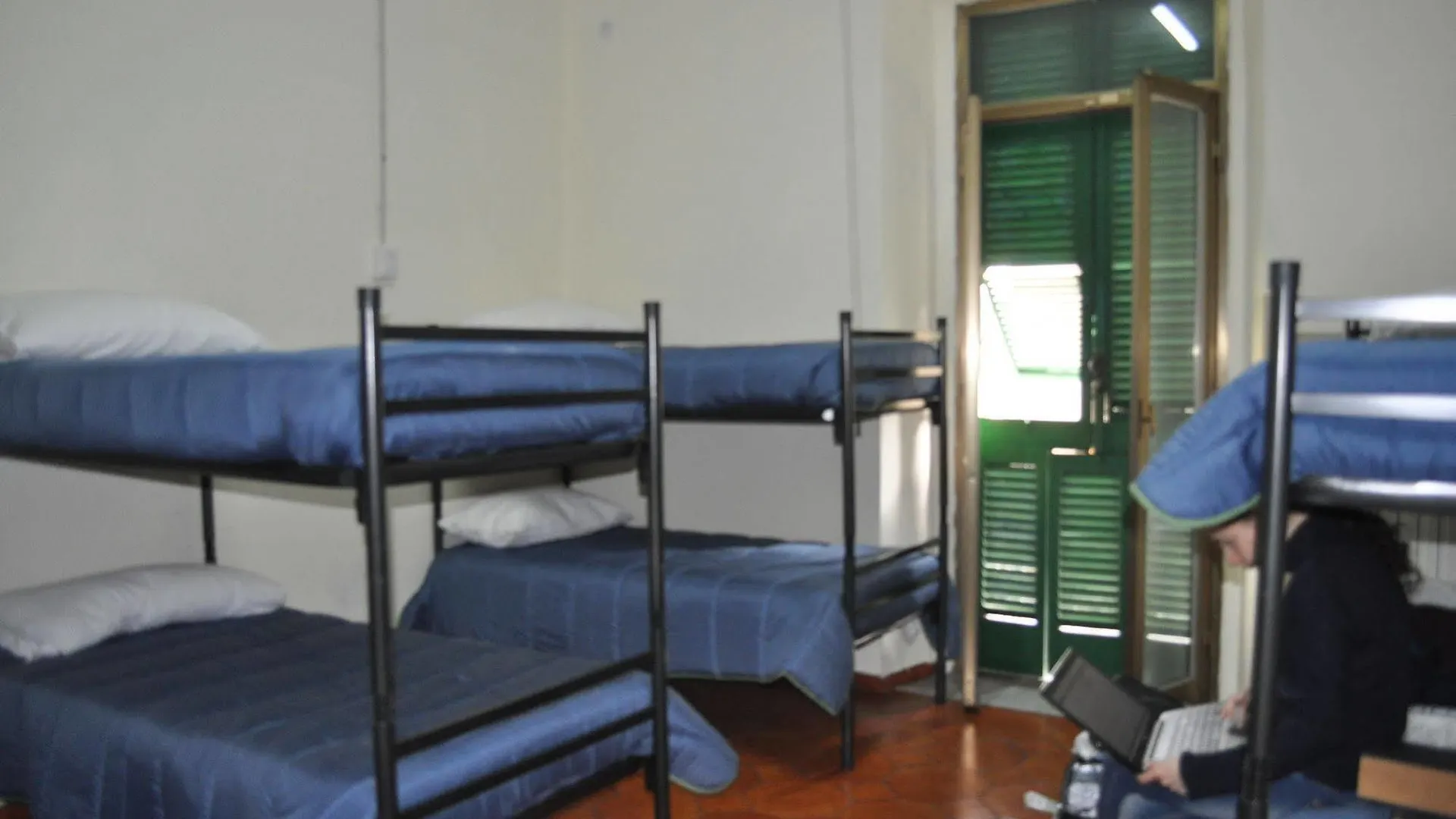 Naples Experience Hostel - Age Limit 18-28 イタリア